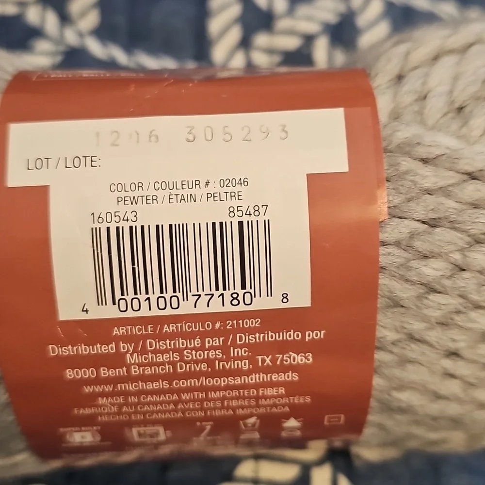 Loop & Threads Yarn Bundle - Black, Gray, Cream
